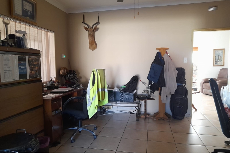 3 Bedroom Property for Sale in Flimieda North West